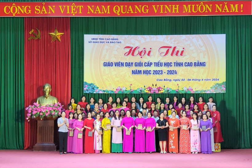 Hơn 300 giáo viên tiểu học tham dự Hội thi giáo viên dạy giỏi tỉnh Cao Bằng (Ảnh: Báo Cao Bằng).