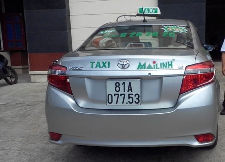 Chiếc xe taxi đã được đưa về trụ sở Công an TP Pleiku