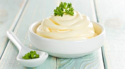 Tự làm mayonnaise chất lượng khỏi chê cho món ăn thơm ngon béo ngậy