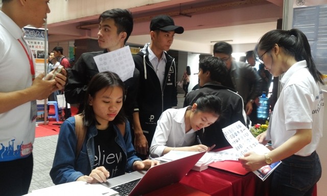 Triển lãm du học Đài Loan với nhiều chính sách hỗ trợ học bổng thu hút sự quan tâm của HS, SV

