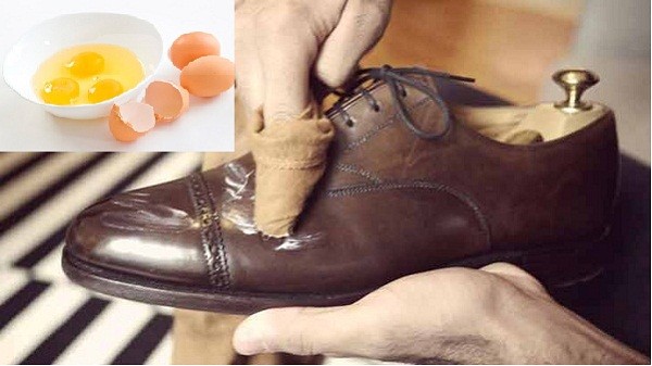 Dùng mực tàu và lòng trắng trứng để khắc phục vết bong tróc của giày da (Ảnh minh họa)