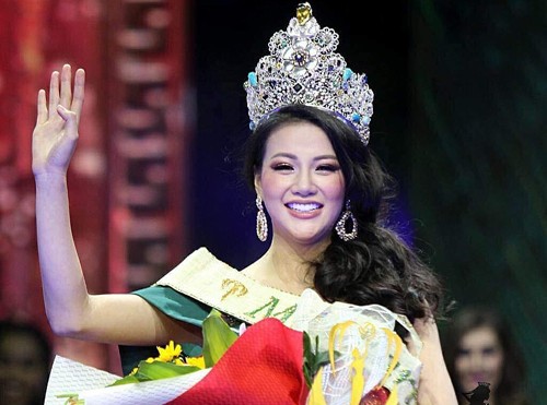 Nguyễn Phương Khánh đăng quang Hoa hậu Trái Đất 2018 (Ảnh: Vnexpress)