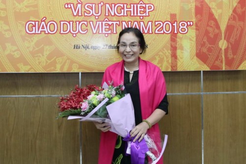 Cô giáo Lê Thu Hương
