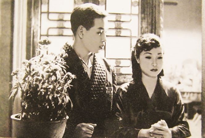 Hình ảnh từ phim Kiếp hoa (1953, đạo diễn Trần Lang)