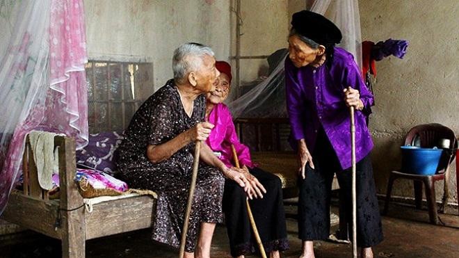 Bí quyết sống thọ của ba chị em ruột hơn trăm tuổi ở Nghệ An