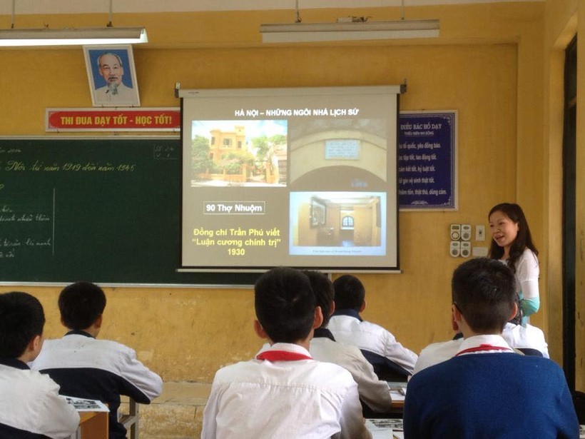 Cô giáo Nguyễn Thị Thục Anh trong giờ dạy