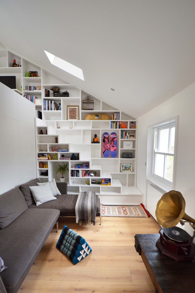 10 mẫu thiết kế cầu thang kiêm tủ sách biến nhà bạn trở thành thư viện đích thực