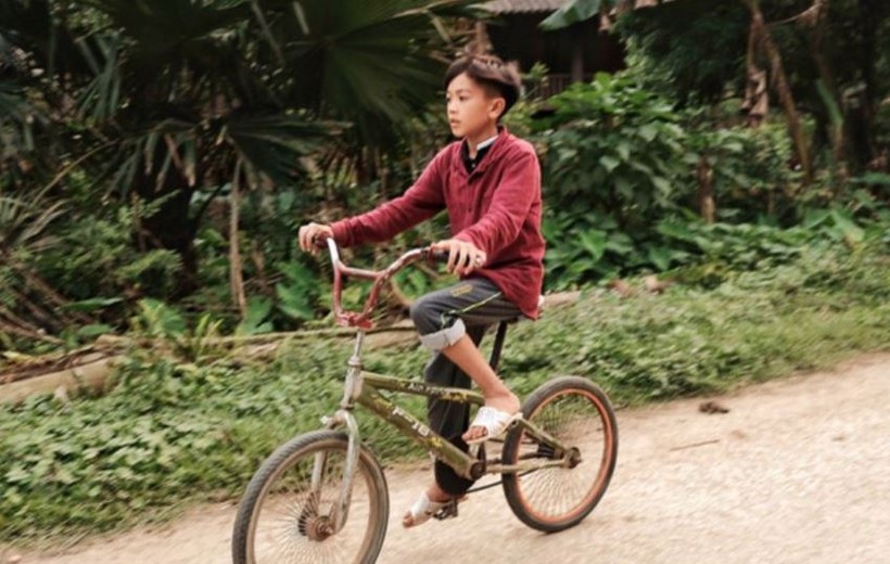 Vì Quyết Chiến và chiếc xe đạp mất phanh đã vượt hơn 100km hành trình từ Sơn La về Hà Nội để thăm em 