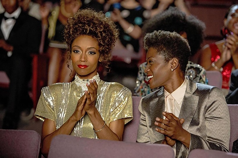 Whitney Houston và Robyn Crawford gắn bó với nhau từ thời thơ ấu cho đến khi nữ ca sĩ qua đời.