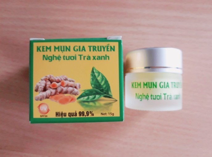 Sản phẩm Kem mụn gia truyền Nghệ tươi trà xanh.