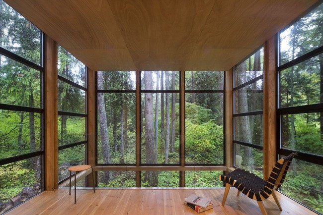 Studio nhà gỗ nhỏ xinh ở Point Roberts, Washington.
