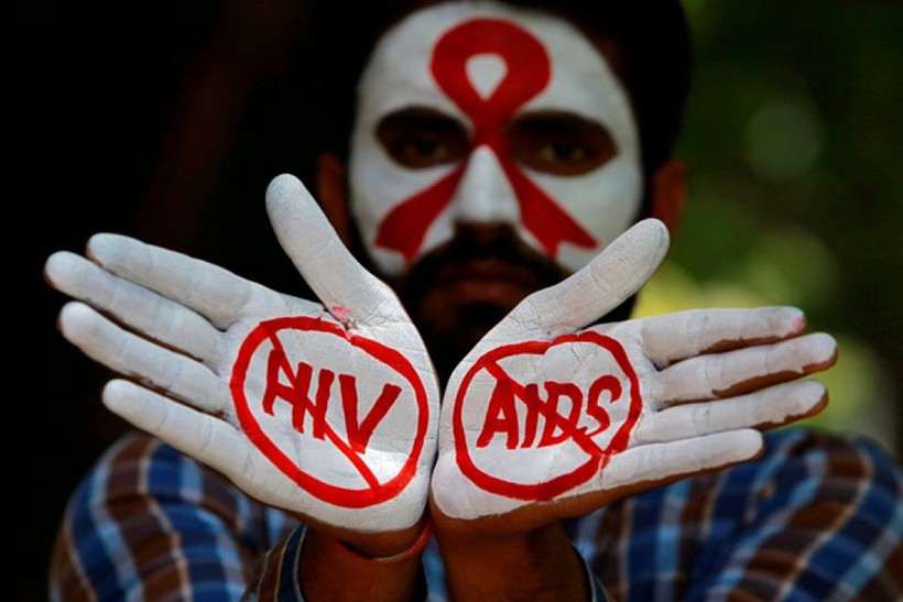 Kêu gọi ngăn ngừa HIV/AIDS.