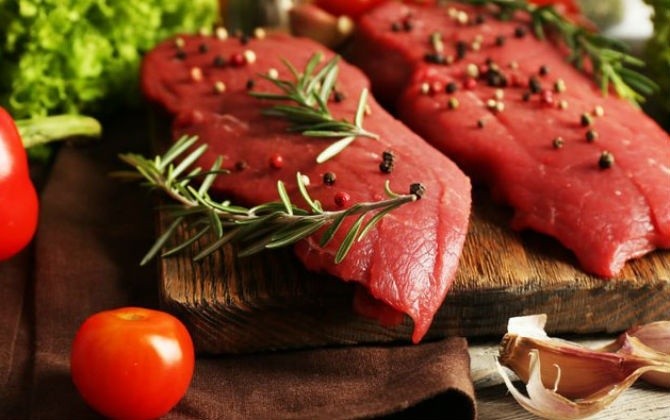 Thịt chứa nhiều protein và các nguyên tố vi lượng cung cấp nguồn năng lượng cần thiết cho cơ thể khỏe mạnh, đồng thời hỗ trợ tăng cân hiệu quả.