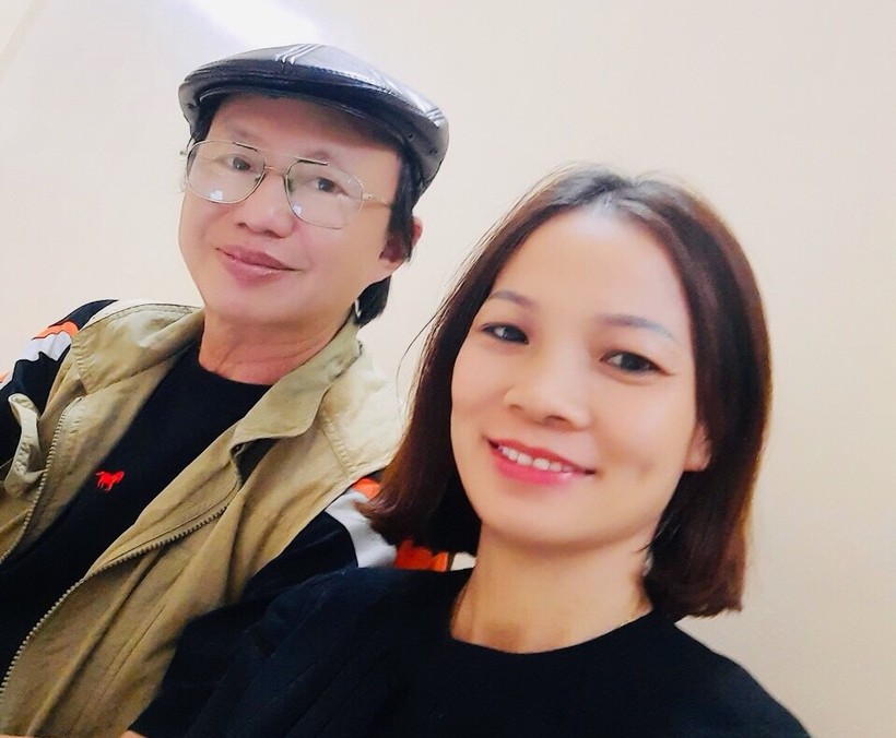 Nhạc sĩ Đỗ Thanh Khang và tác giả thơ của bài hát “Tạm biệt mái trường” - Cô giáo Hữu Thân Hiệp. (Ảnh: NVCC)