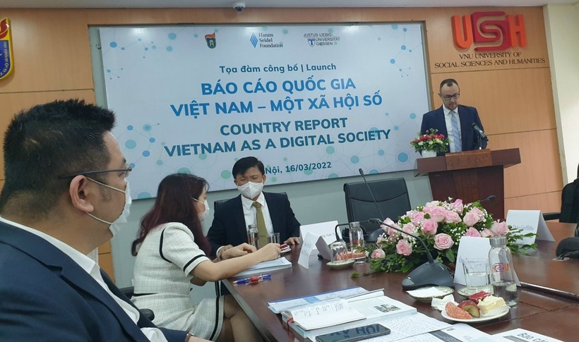 Công bố Báo cáo quốc gia “Việt Nam – Một xã hội số”