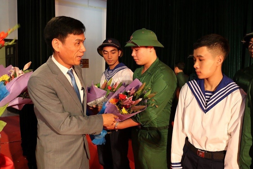 Huyện Thủy Nguyên, TP Hải Phòng có 569 thanh niên lên đường thực hiện nghĩa vụ quân sự năm 2019
