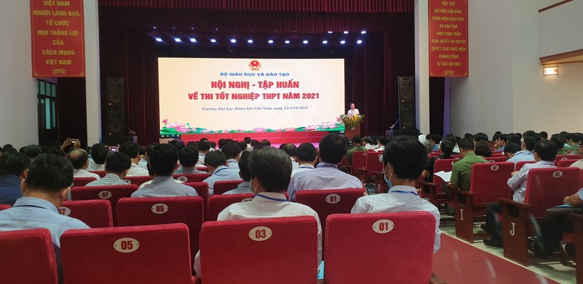 Hội nghị tập huấn về thi tốt nghiệp THPT năm 2021 được diễn ra từ ngày 12-13/4  tại Trường Đại học Hàng hải Việt Nam.
