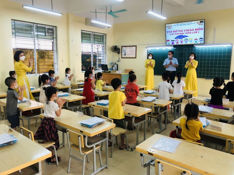 Học sinh lớp 1, Trường Tiểu học Chu Văn An, quận Ngô Quyền.