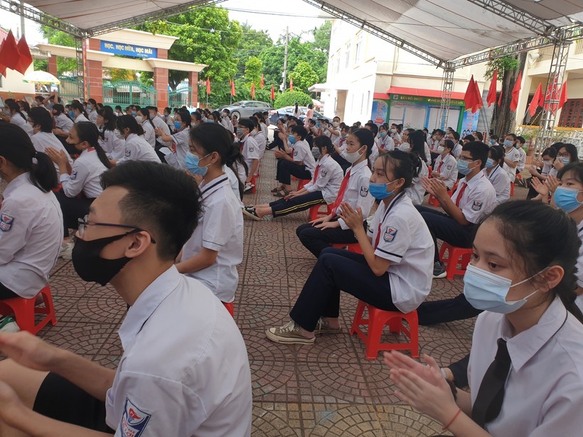 Học sinh toàn quận Kiến An dừng đến trường, chuyển sang học trực tuyến (ảnh minh họa).