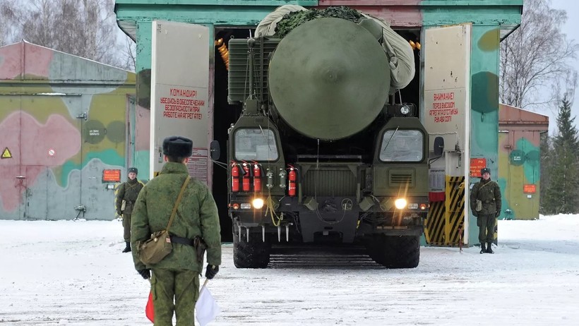 '6000 đầu đạn hạt nhân Nga đủ xóa sổ thế giới'