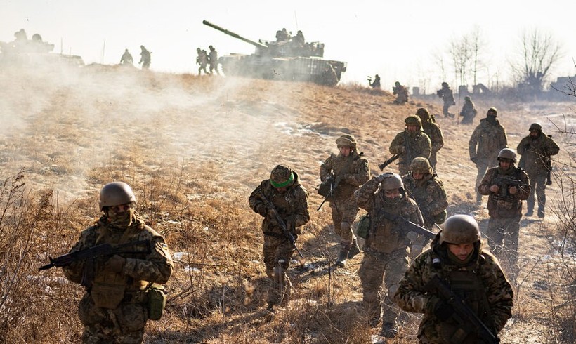 Cựu sĩ quan Mỹ nói Kiev mất sạch số quân được NATO huấn luyện