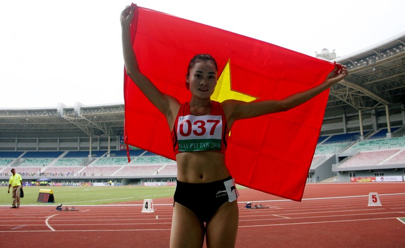 Quách Thị Lan - vận động viên đã xuất sắc mang về chiếc huy chương vàng cuối cùng trong ngày thi đấu đầu tiên của đoàn Việt Nam