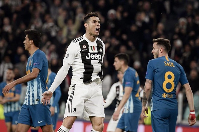 Vòng 1/8 Champions League: Ronaldo lập hat-trick, Juventus lội ngược dòng không tưởng
