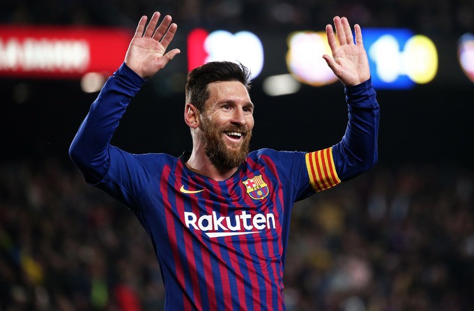Messi vượt Ronaldo, chiếm ngôi "vua kiếm tiền" trong bóng đá