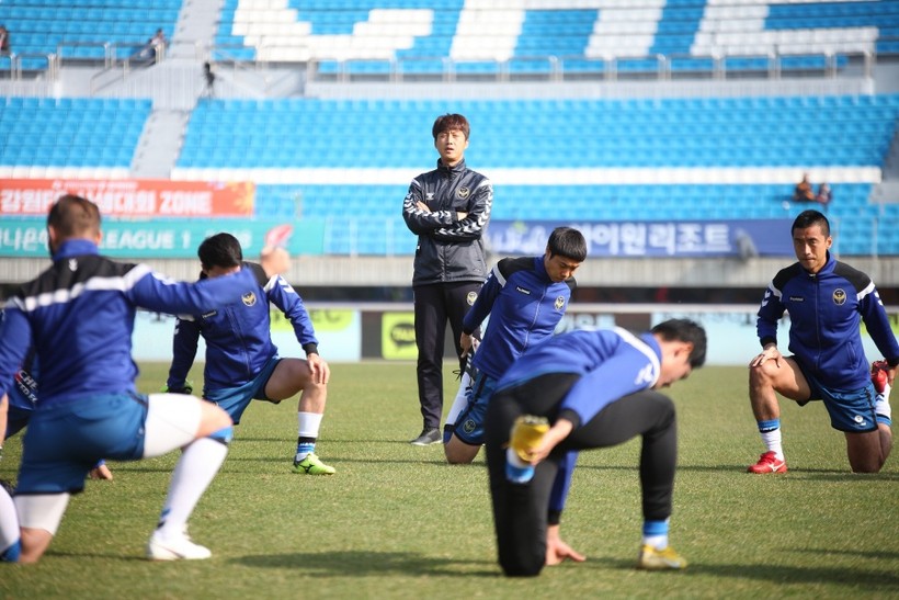 HLV Lim Joong-yong là HLV trưởng tạm quyền của Incheon United
