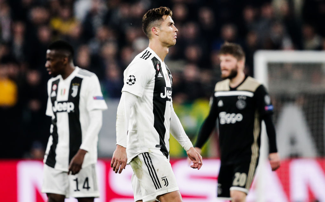 Đau cho Ronaldo, khi bị “phụ tình” bởi chính Juventus