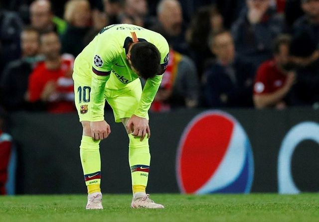 Messi vô cùng thất vọng sau thất bại trước Liverpool