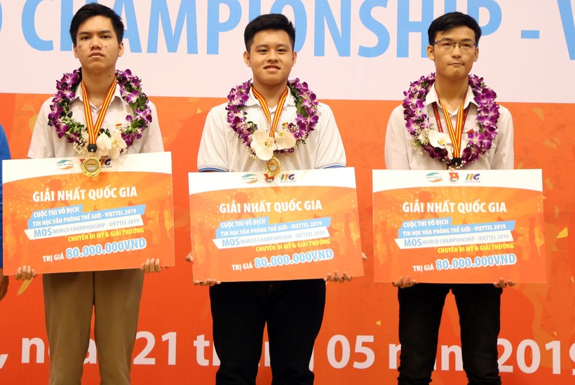 Ba đại sứ Việt Nam sẽ tham gia tranh tài MOSWC 2019 tại Mỹ.