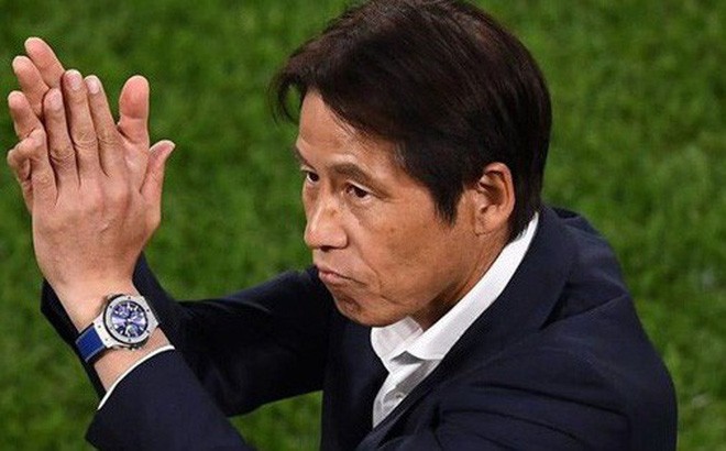 HLV người Nhật Bản về nước, chưa ký hợp đồng với ĐT Thái Lan vì điều khoản: “Phải vượt qua Việt Nam“