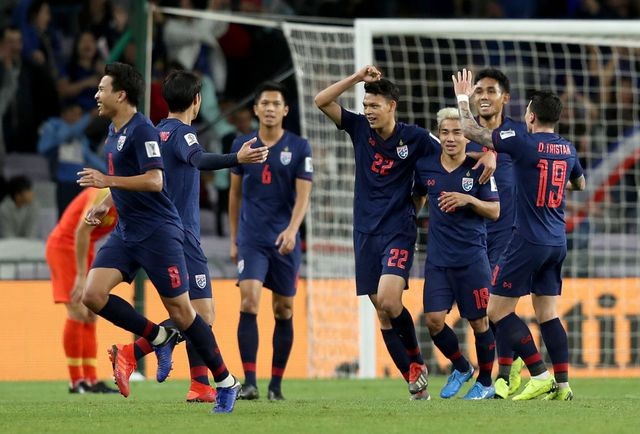 Thái Lan tính chuyện triệu tập nhiều cầu thủ trong lứa tuổi 22 lên đội tuyển quốc gia, trước trận đấu thuộc vòng loại World Cup, với đội tuyển Việt Nam