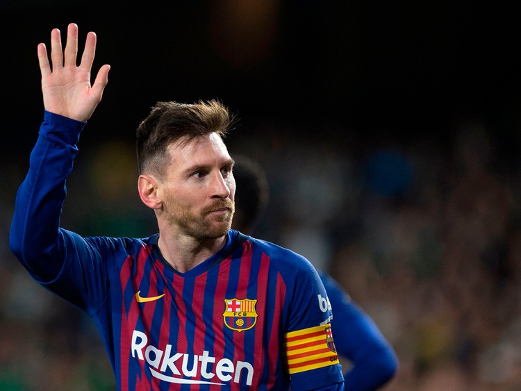 Messi trở lại đội hình Barca hành quân tới sân Dortmund