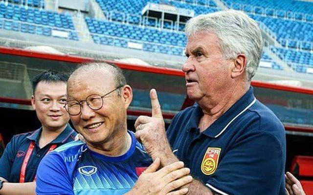 Nghỉ sớm ở đội tuyển U22 Trung Quốc, HLV Hiddink có khi vừa đỡ nặng đầu, vừa lãnh đủ tiền đền bù hợp đồng.