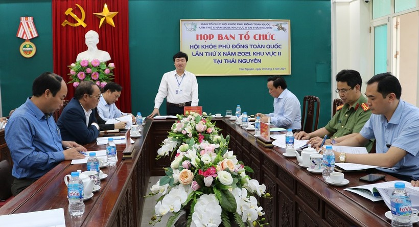 Ông Phạm Việt Đức, Giám đốc Sở Giáo dục & Đào tạo Thái Nguyên, Trưởng Ban tổ chức phát biểu tại cuộc họp