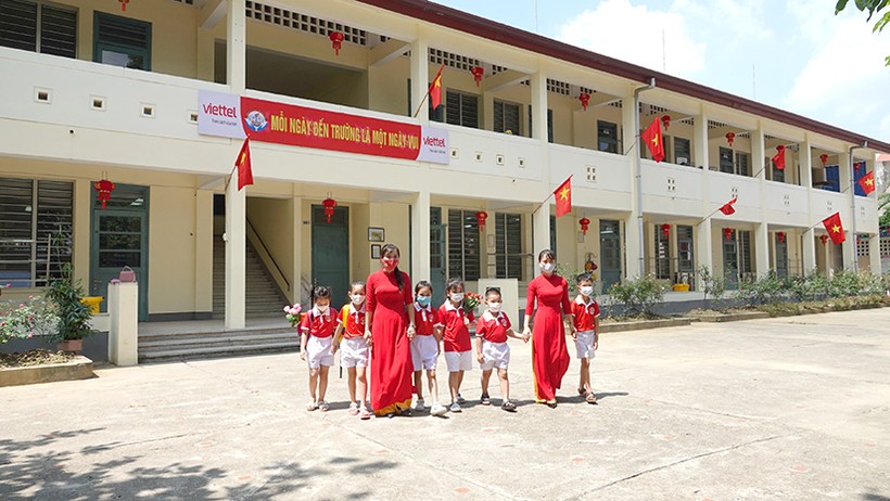 Niềm vui của cô và trò trường Tiểu học Phan Thiết, TP Tuyên Quang