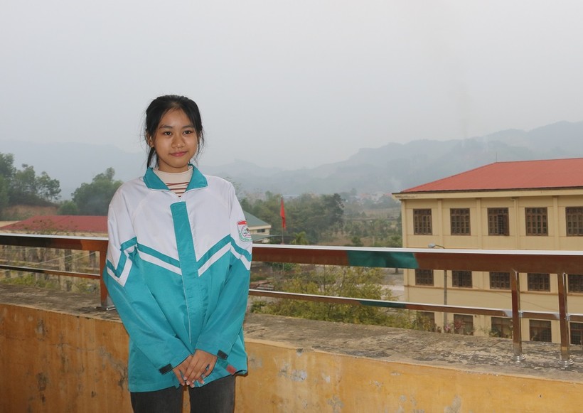Em Triệu Thủy Vi, học sinh trường THPT Võ Nhai (Thái Nguyên)