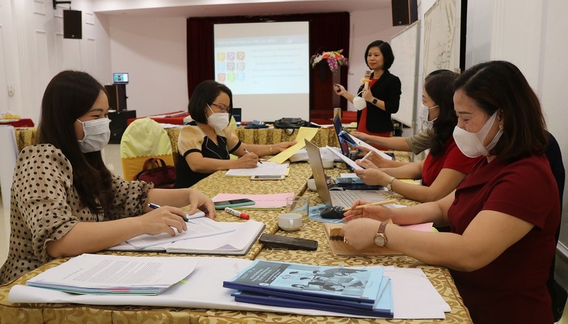 Cán bộ, giáo viên các cơ sở giáo dục Thái Nguyên tham gia tập huấn, bồi dưỡng về chương trình giáo dục phổ thông mới.